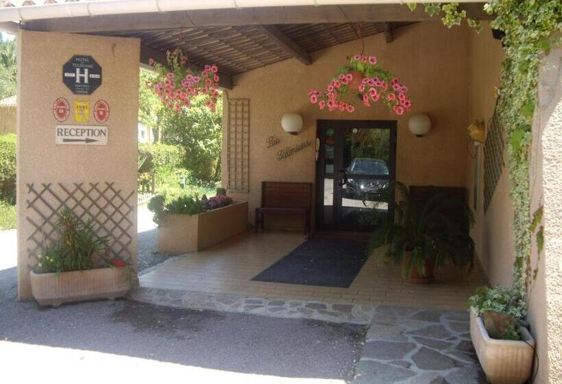 Отель Hôtel Les Palmiers