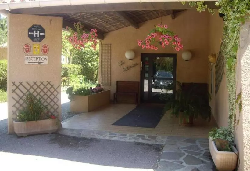 Отель Hôtel Les Palmiers