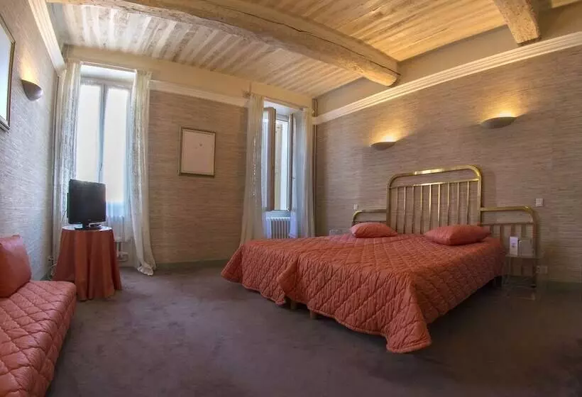 فندق Le Grand Paris