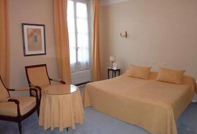 هتل Le Grand Paris