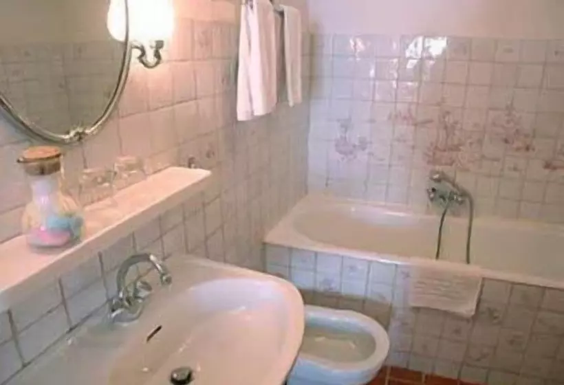 فندق Le Grand Paris