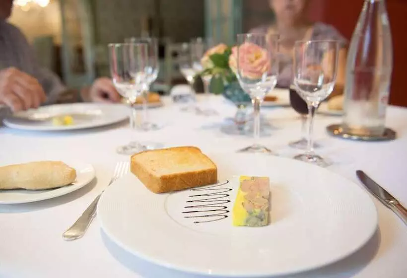 فندق Le Grand Paris