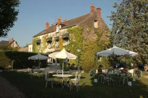 فندق Hôtel Le Home