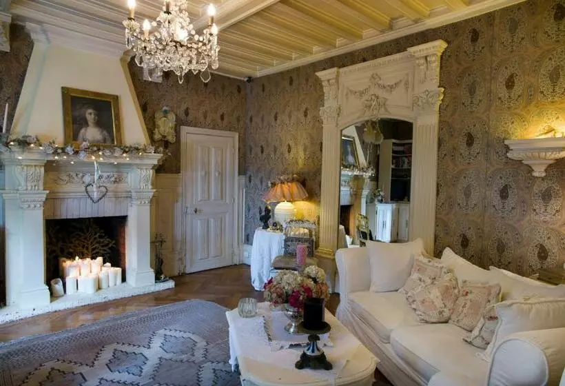 فندق Hôtel Le Home