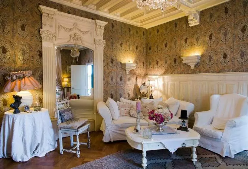 فندق Hôtel Le Home