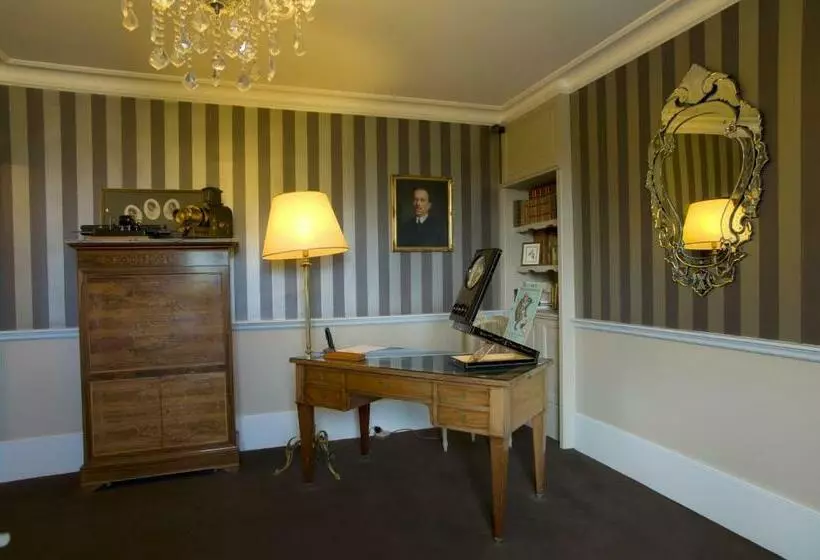 فندق Hôtel Le Home