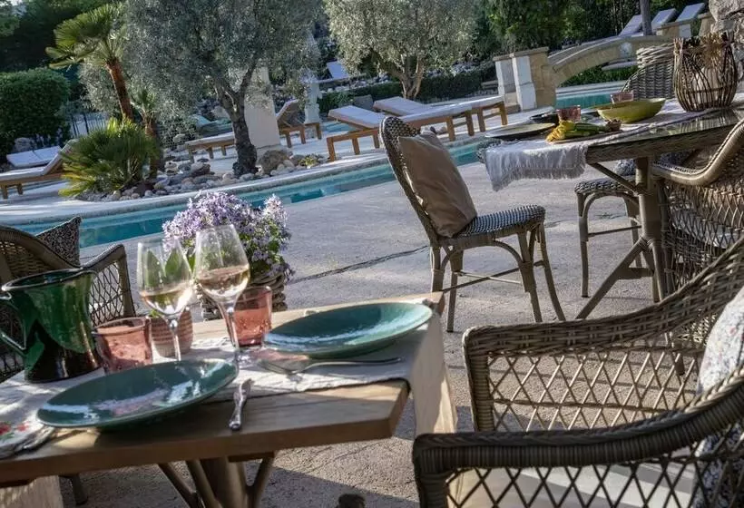 酒店 Les Messugues