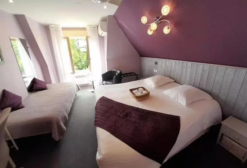 호텔 Logis Hôtel Restaurant La Vieille Auberge, Art And Gallery