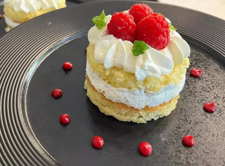 호텔 Logis Hôtel Restaurant La Vieille Auberge, Art And Gallery