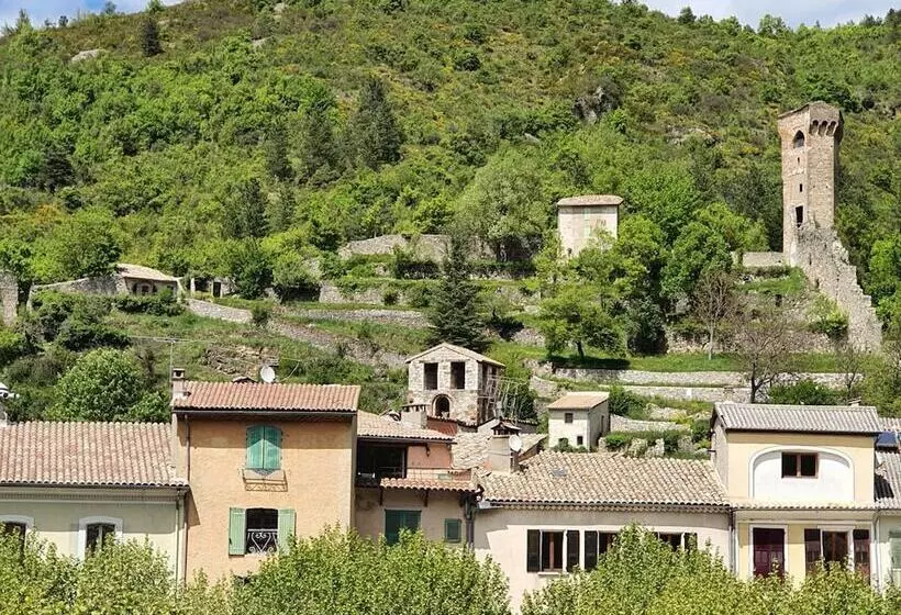 Отель Ma Petite Auberge