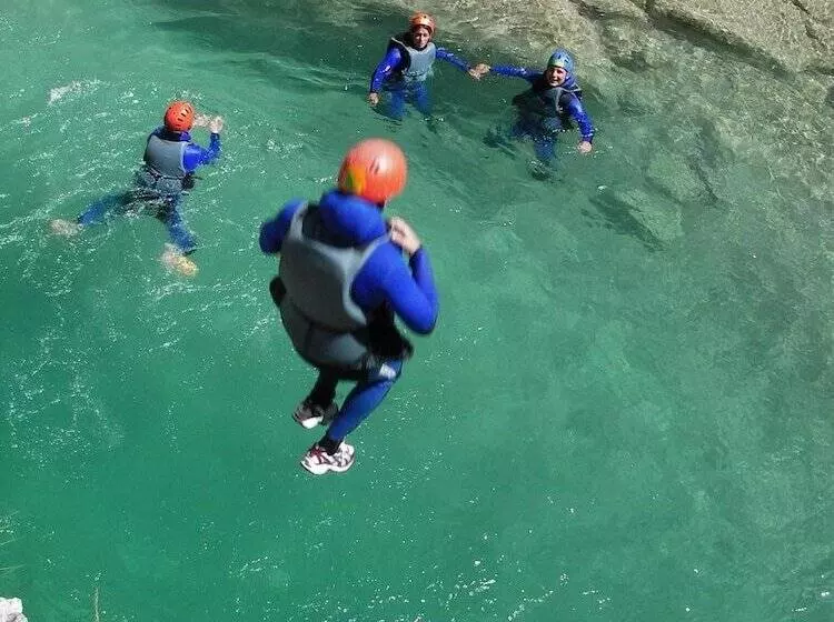 Отель Ma Petite Auberge