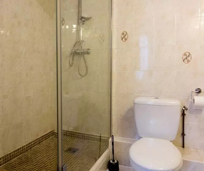 Отель Ma Petite Auberge