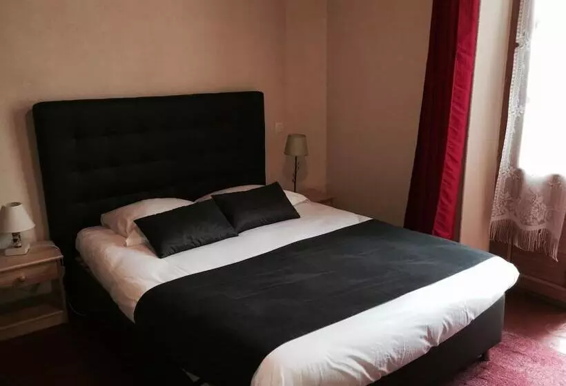 Отель Ma Petite Auberge