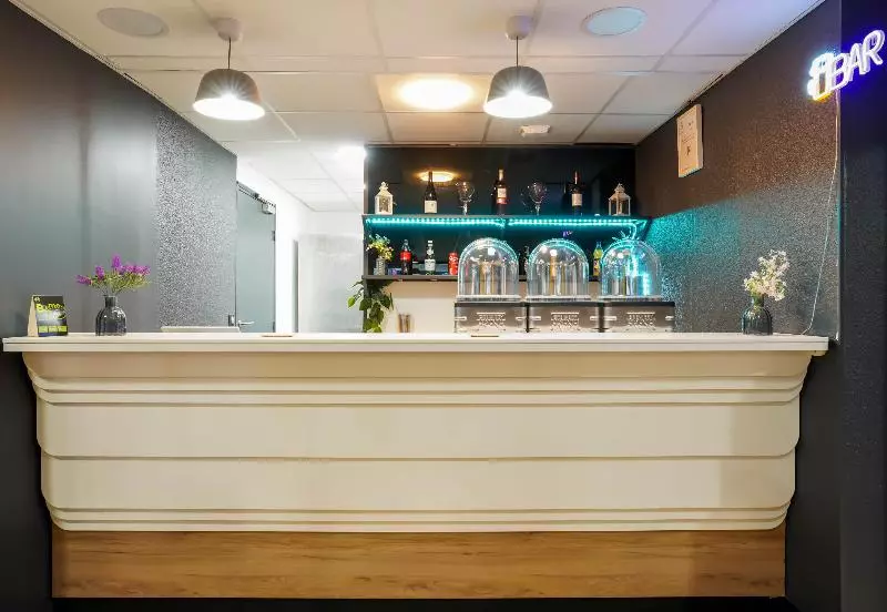 B&b Hotel Paris Porte De Châtillon