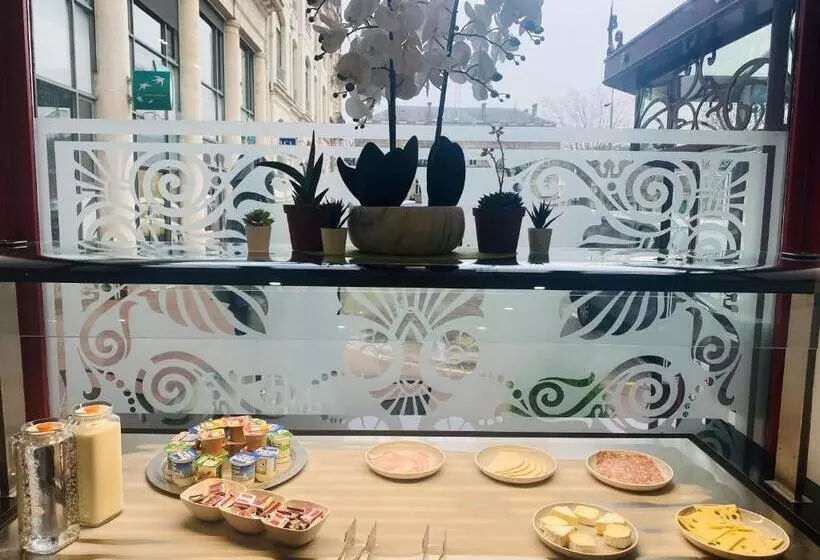 Enzo Hotels Limoges Centre Jourdan By Kyriad Direct