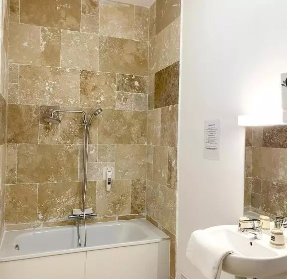 Enzo Hotels Limoges Centre Jourdan By Kyriad Direct