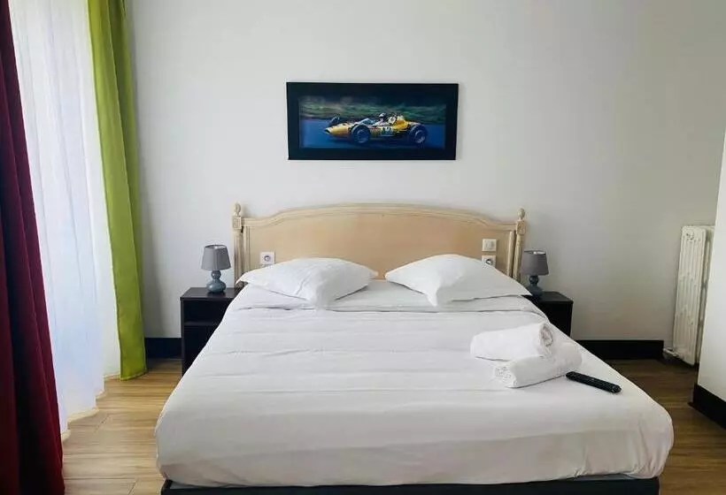 Enzo Hotels Limoges Centre Jourdan By Kyriad Direct