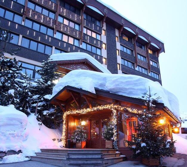 هتل Alpes Hôtel Du Pralong