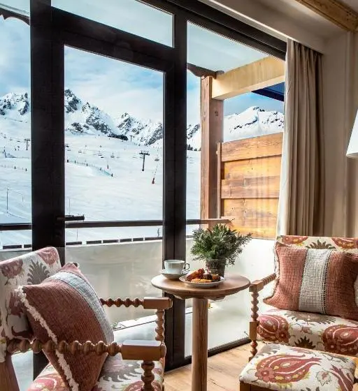 هتل Alpes Hôtel Du Pralong