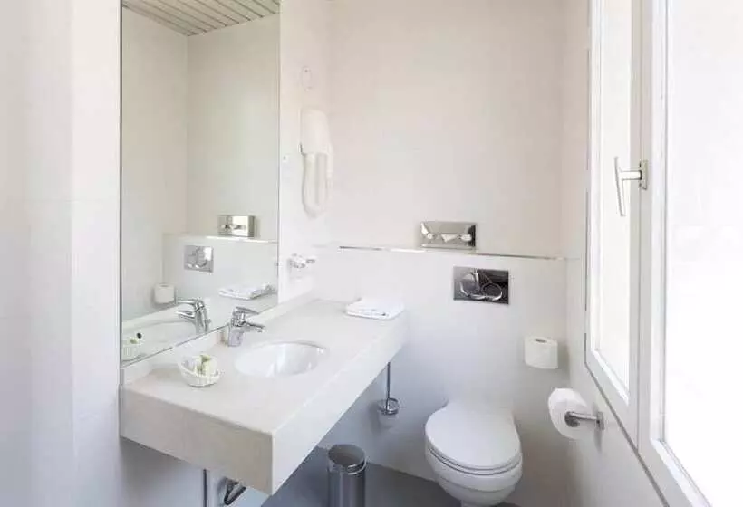 호텔 Hôtel La Résidence Du Berry