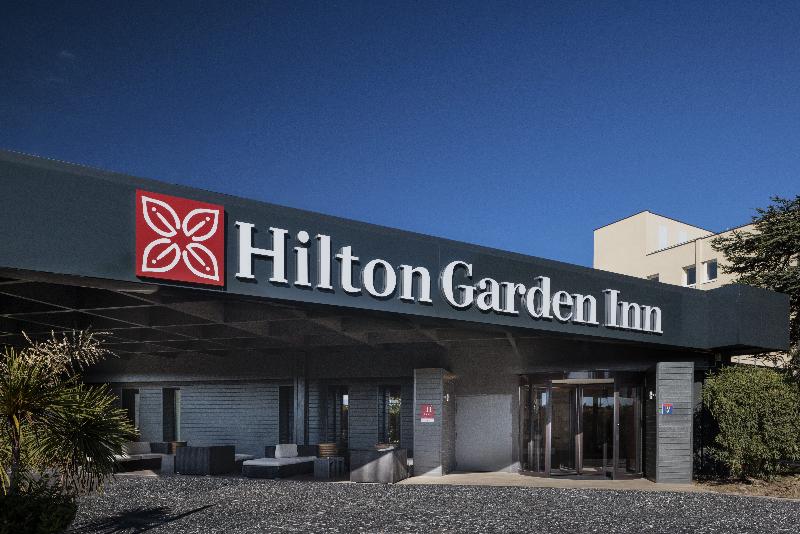 هتل Hilton Garden Inn Marseille Provence Airport