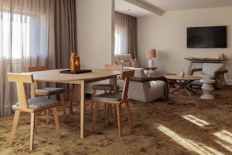 هتل Hilton Garden Inn Marseille Provence Airport