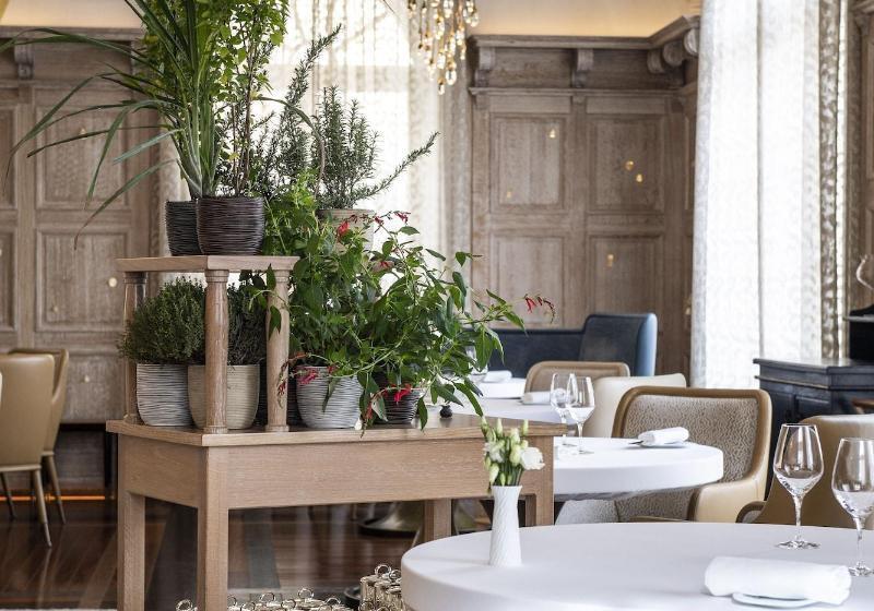 فندق Hôtel De Pavie