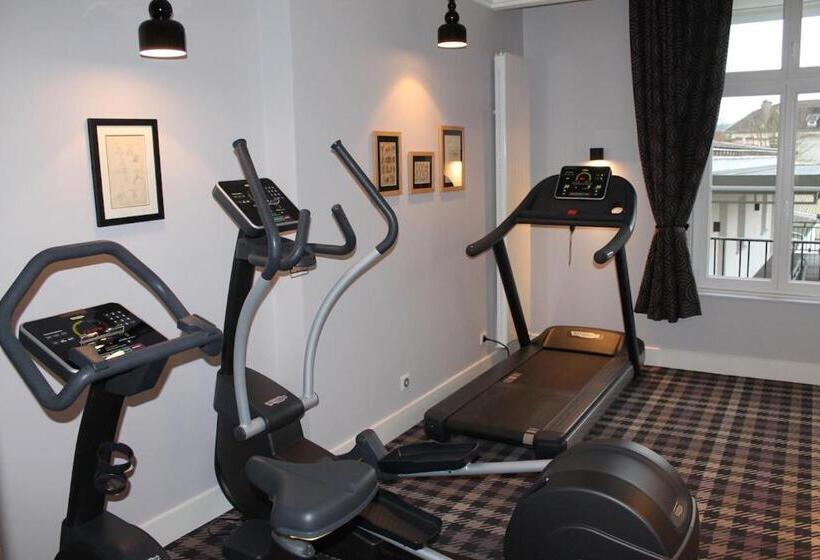 فندق Hôtel Jardin Le Pasteur