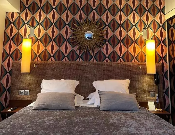 Отель Hôtel Jardin Le Pasteur