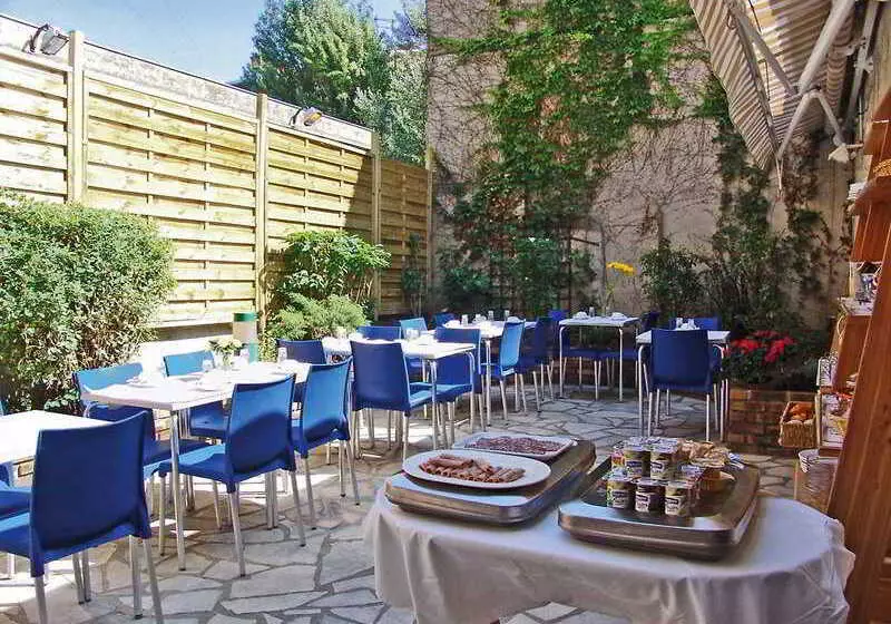 Hotel Ibis Styles Asnieres Centre