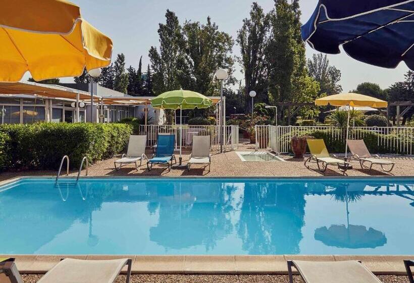 هتل Ibis Styles Marseille Aéroport