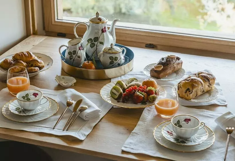 호텔 La Chapelle Saint Martin