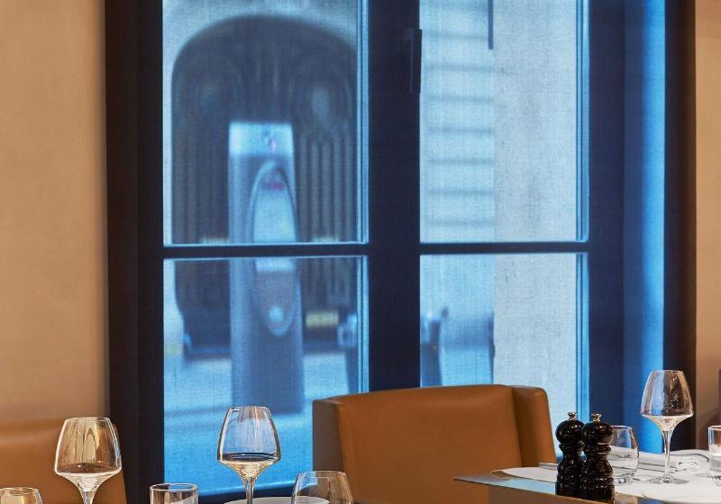 هتل Le Metropolitan Paris Tour Eiffel, A Tribute Portfolio