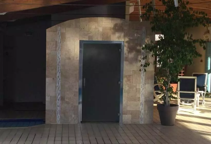 酒店 Logis Hôtel Regina