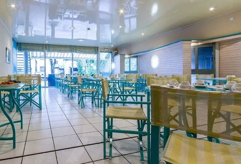 酒店 Logis Hôtel Regina