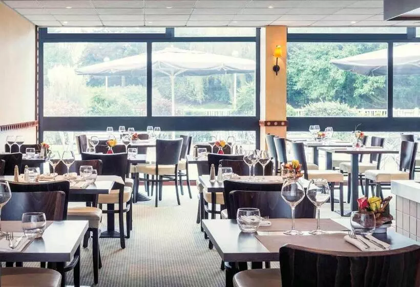 Hotelli Mercure Paris Le Bourget Aeroport