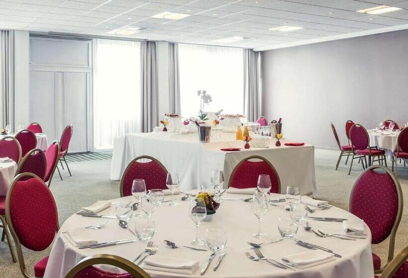 هتل Mercure Paris Le Bourget Aeroport