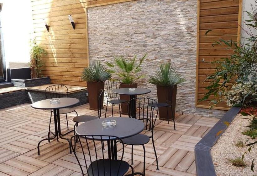 هتل Paris Villette