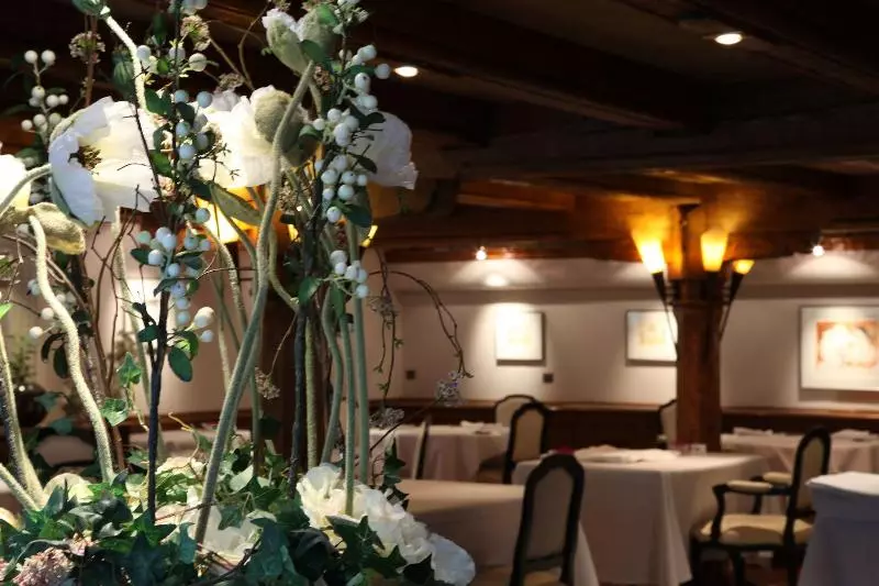 فندق Restaurant Relais De La Poste Strasbourg Nord