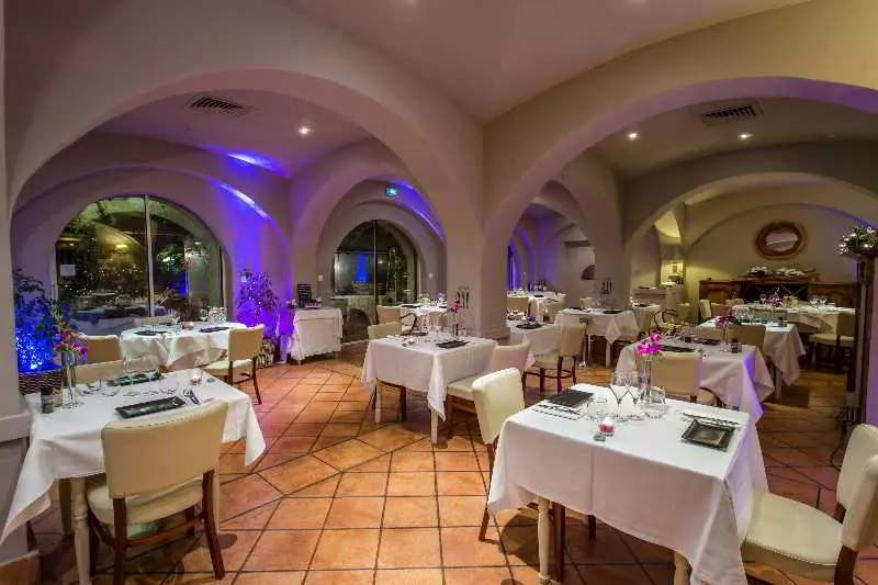 酒店 Le Confidentiel Hôtel & Spa