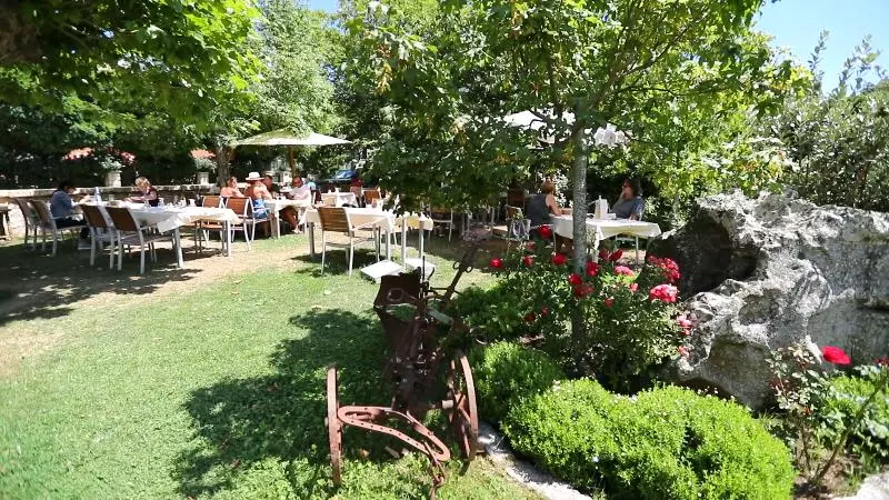 ホテル Sole E Monti