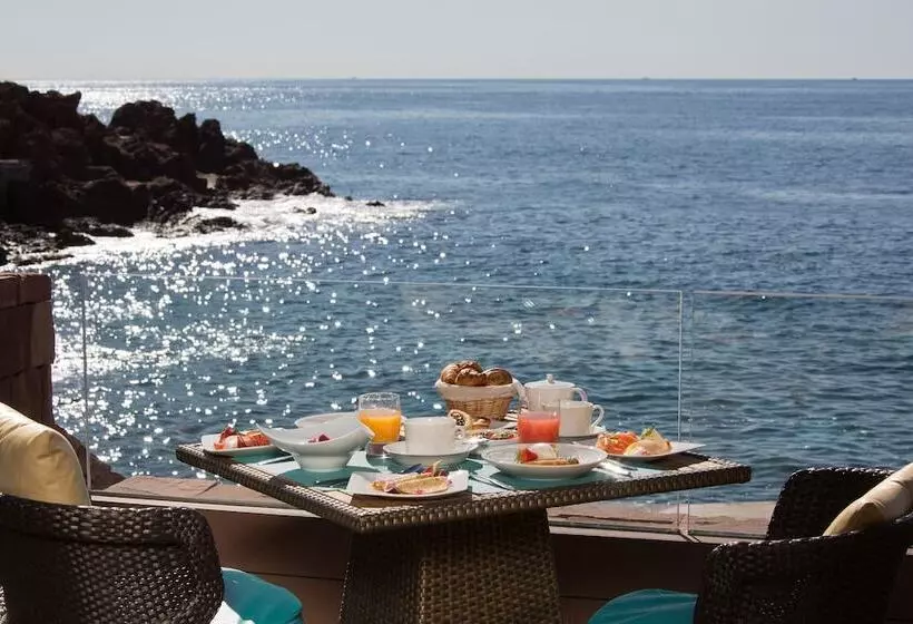 Tiara Miramar Beach Hotel & Spa