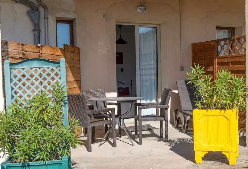 בית מלון כפרי Toppin