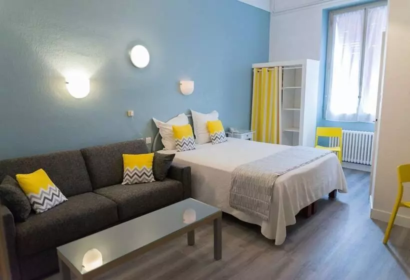 בית מלון כפרי Toppin