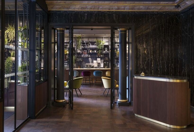 هتل Victoria Palace