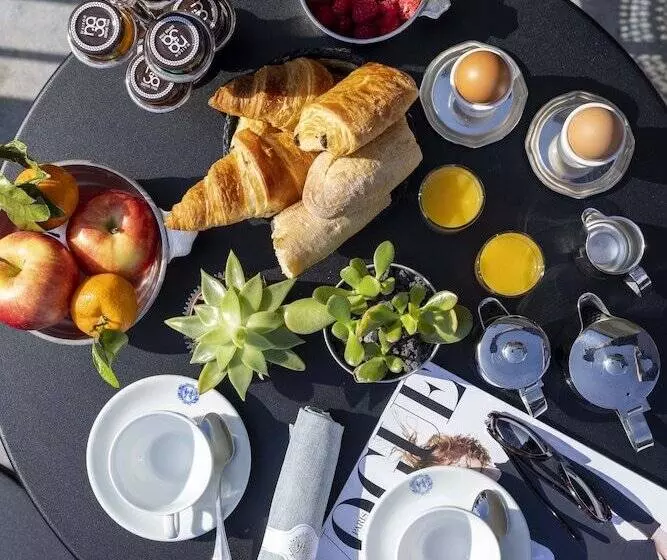 Hotel Victoria Palace