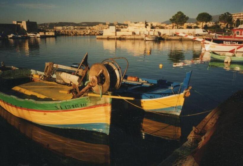 Le Val Duchesse Hotel & Appartements