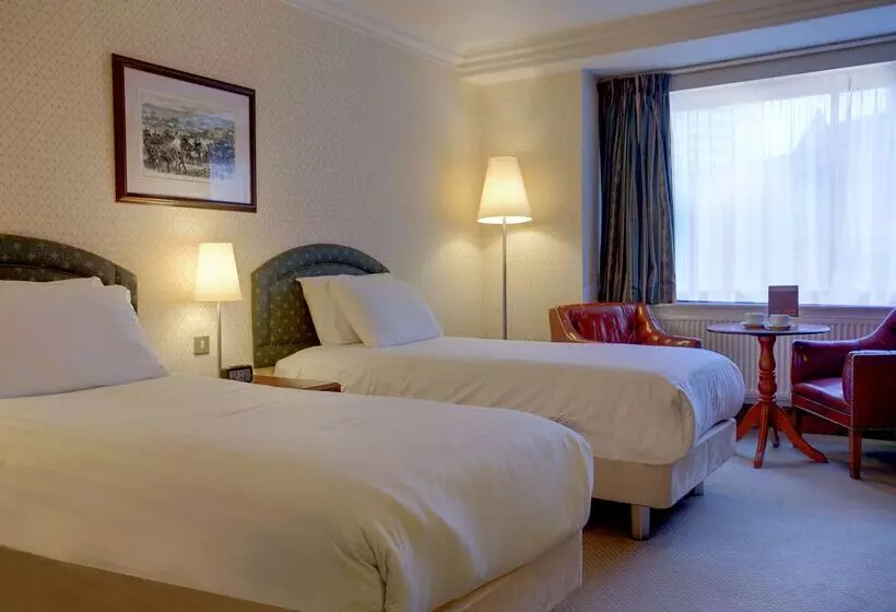 호텔 Best Western Plough And Harrow