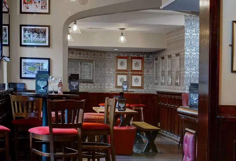 호텔 Best Western Plough And Harrow