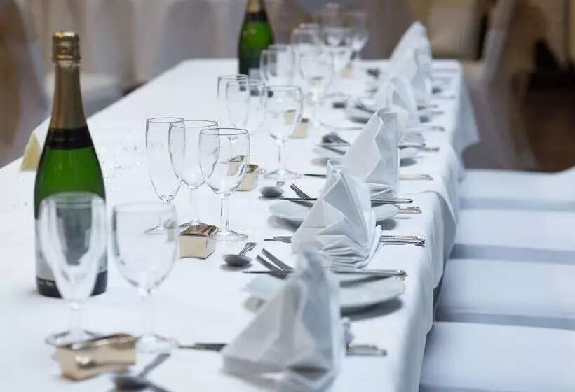 酒店 Best Western The Rose & Crown